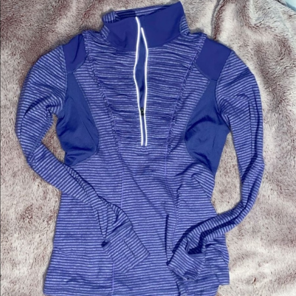 Lulu lemon Long sleeve.